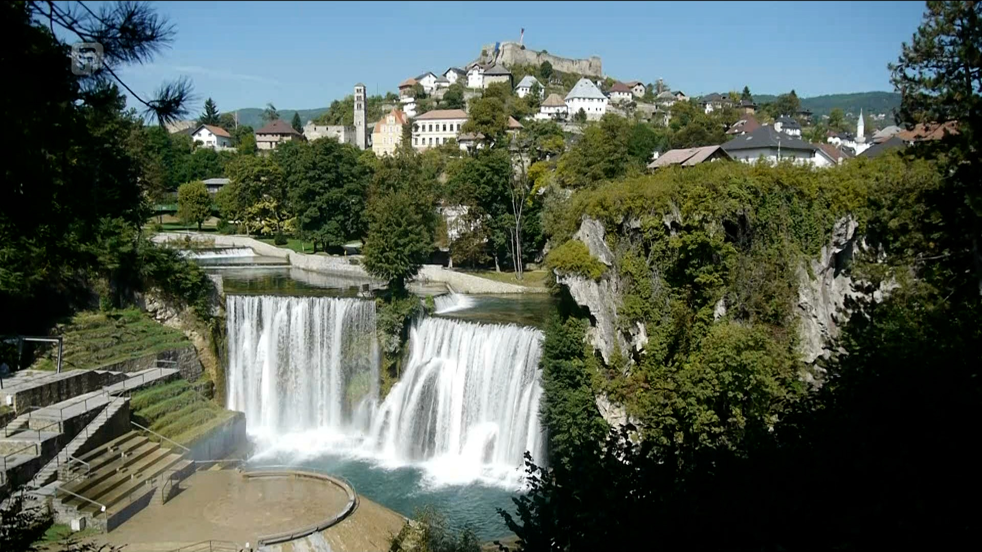 Turistička sezona još nije završena - u Jajcu se ima šta vidjeti